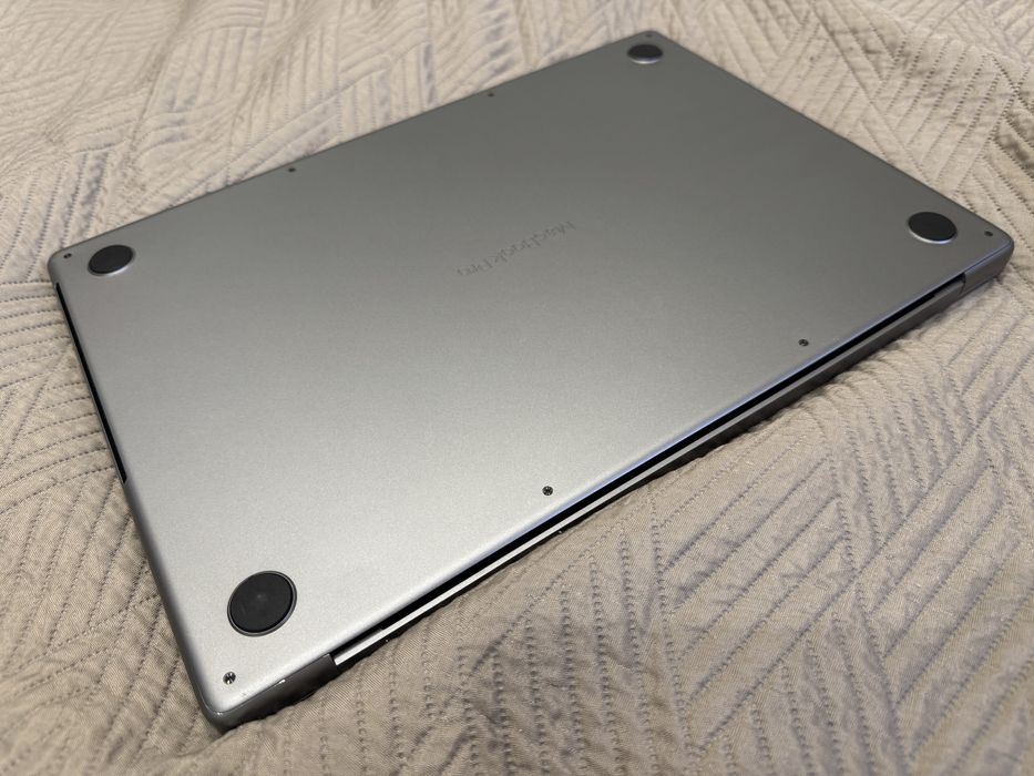 Macbook Pro M1 Pro 16 A2485 M1 Pro/16/1TB