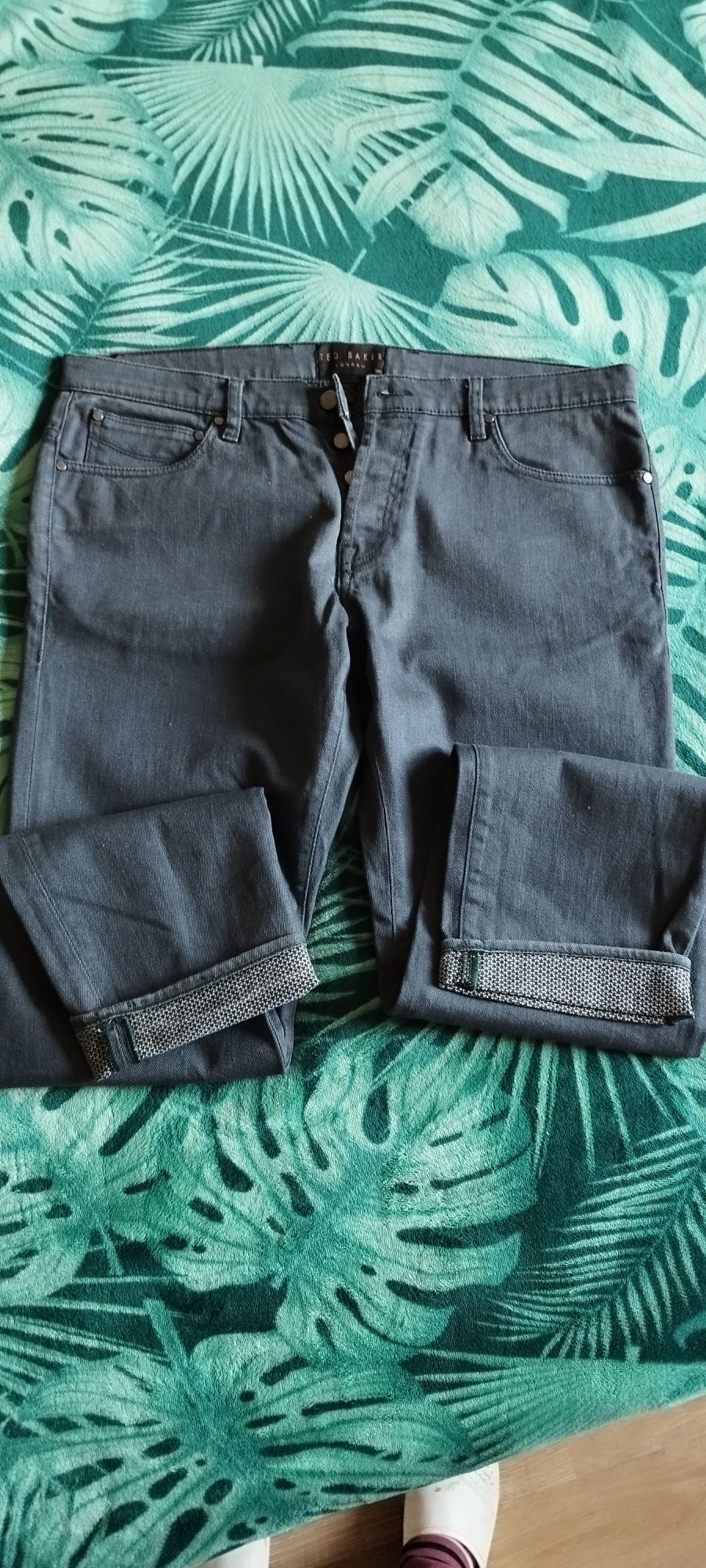 Spodnie męskie Ted Baker 44