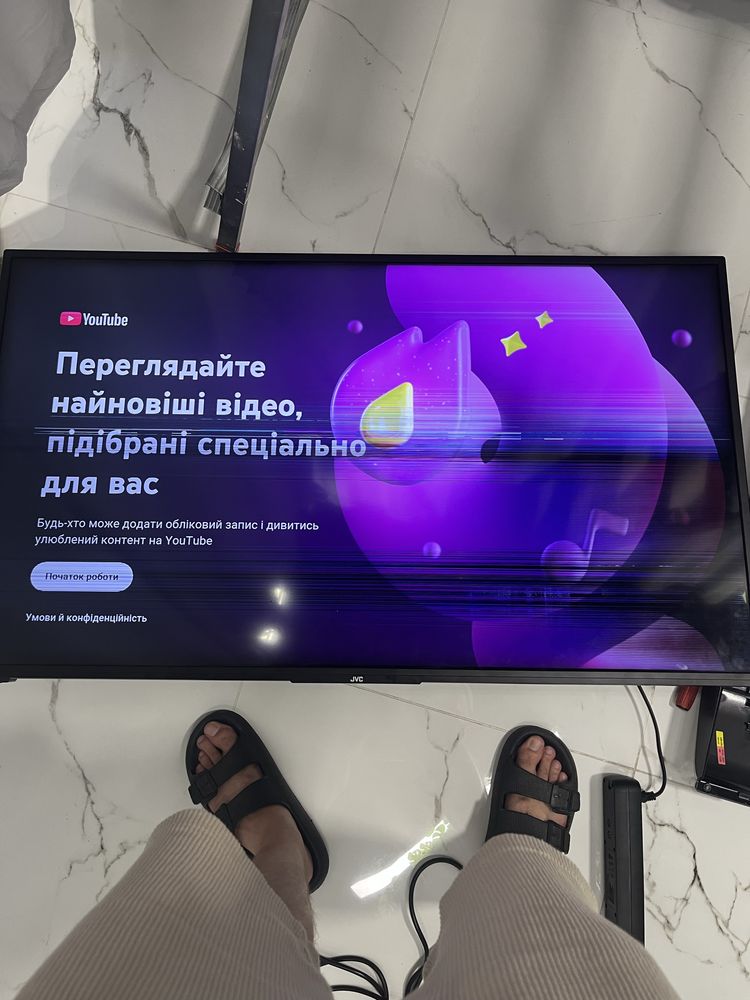 Телевізор JVC 50 дюймів (зображення мерехтить)