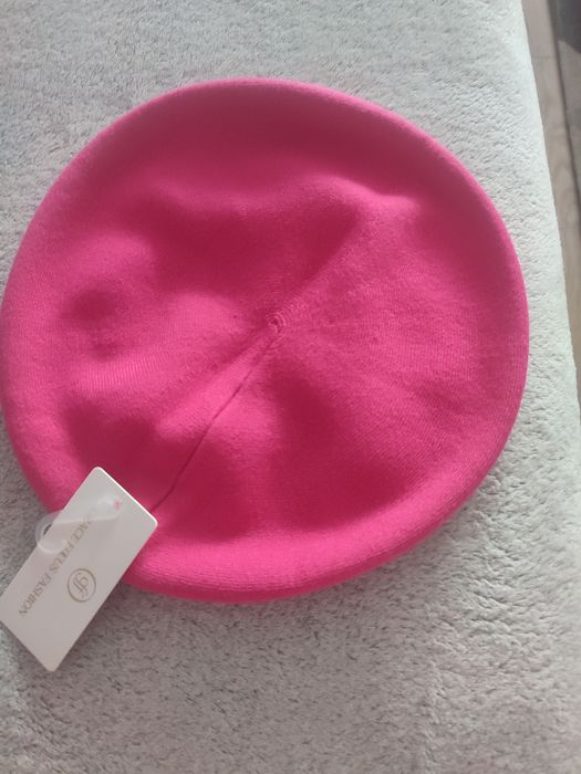 Beret damski nowy