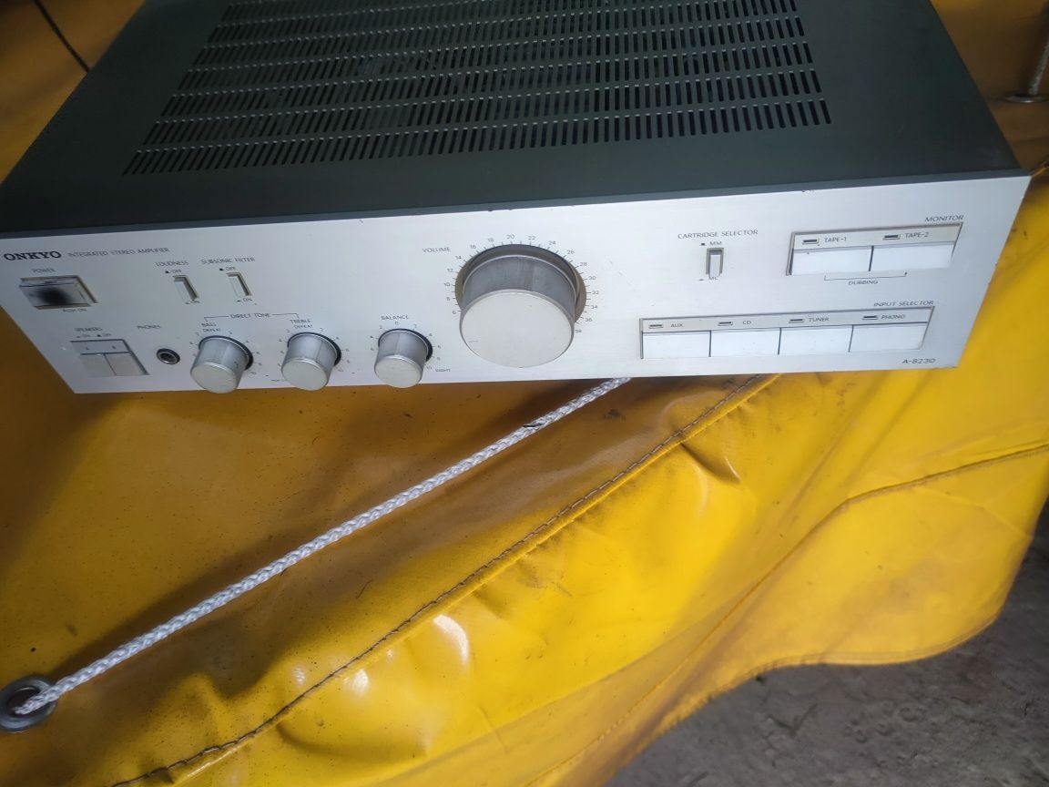 Głośniki Technics SB T200 i wzmacniacz ONYKO A-8230