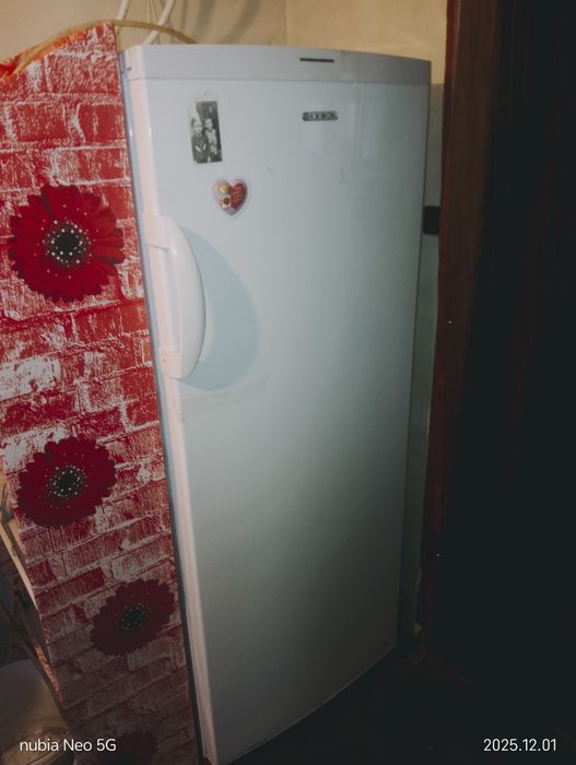 Продам морозильну камеру KRISTAL