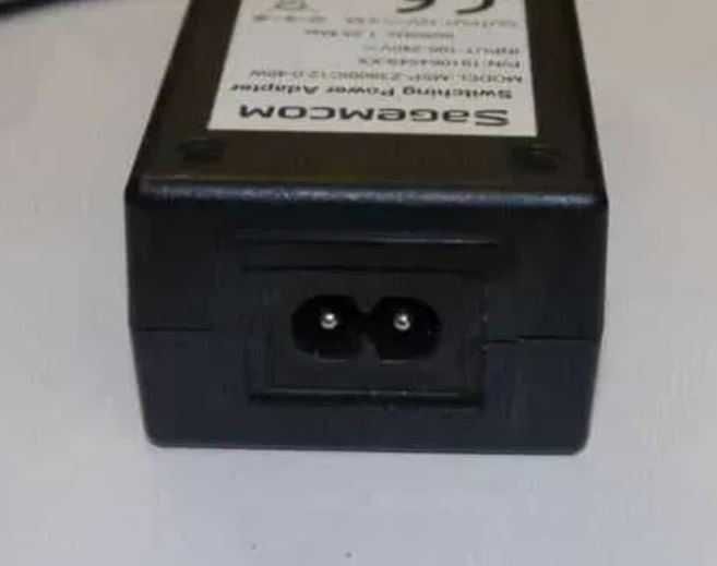 2x ZASILACZ SAGEMCOM 12V 3,8A 48W WTYK 5,5 x2,1 mm