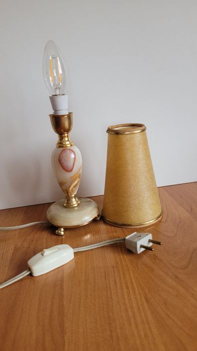 Lampka nocna z onyksu