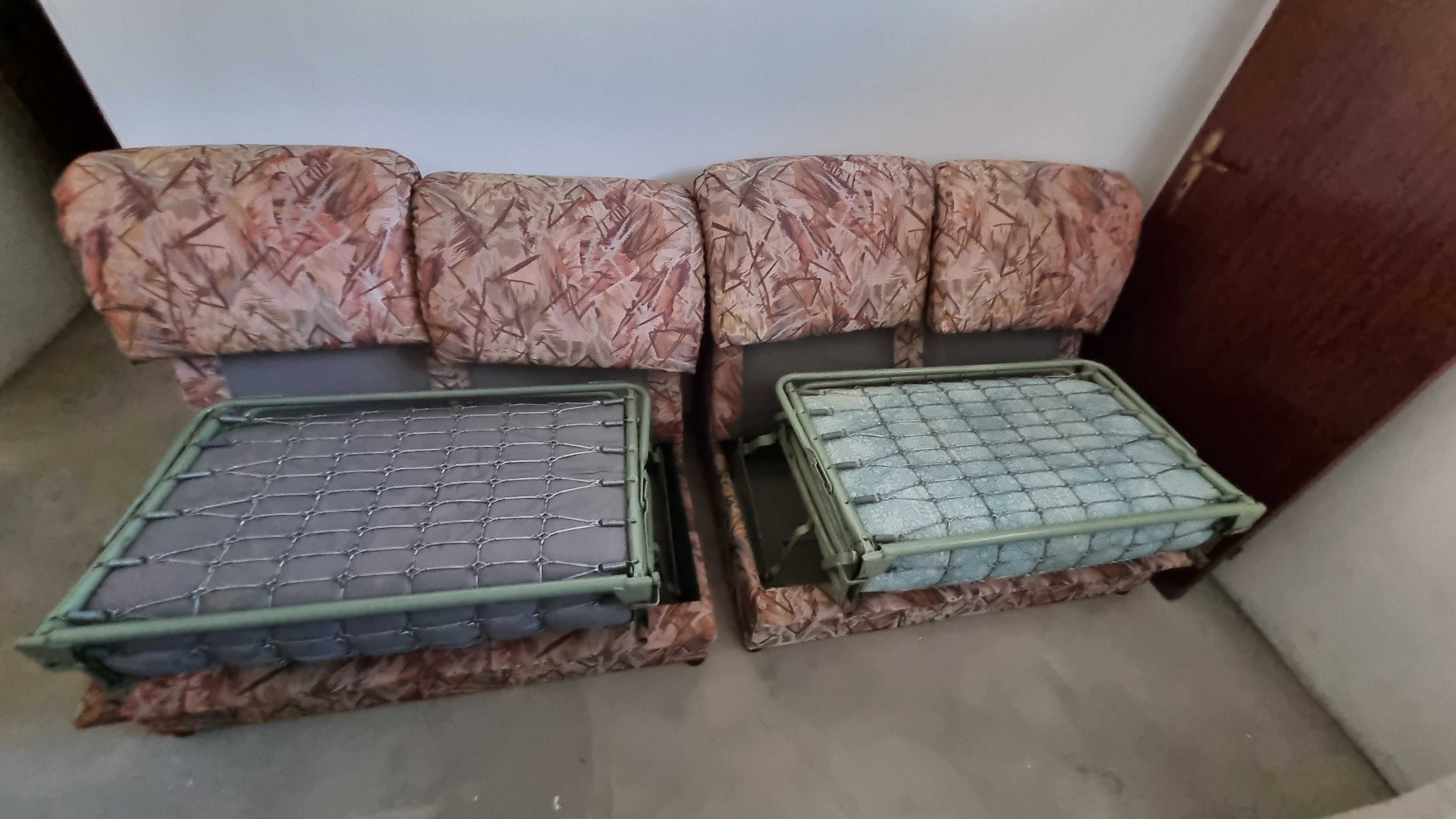 Dois sofa cama articulados