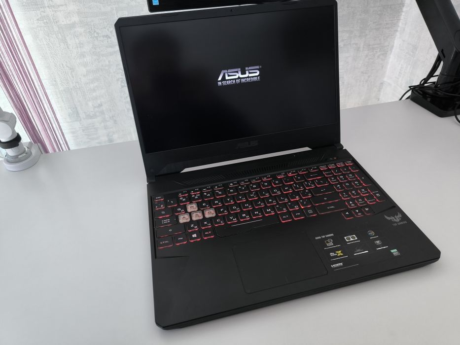 ПРОДАЮ Ноутбук ASUS TUF Gaming FX505DD Stealth Bla