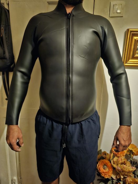 Fatos de surf / pesca /mergulho NOVOS