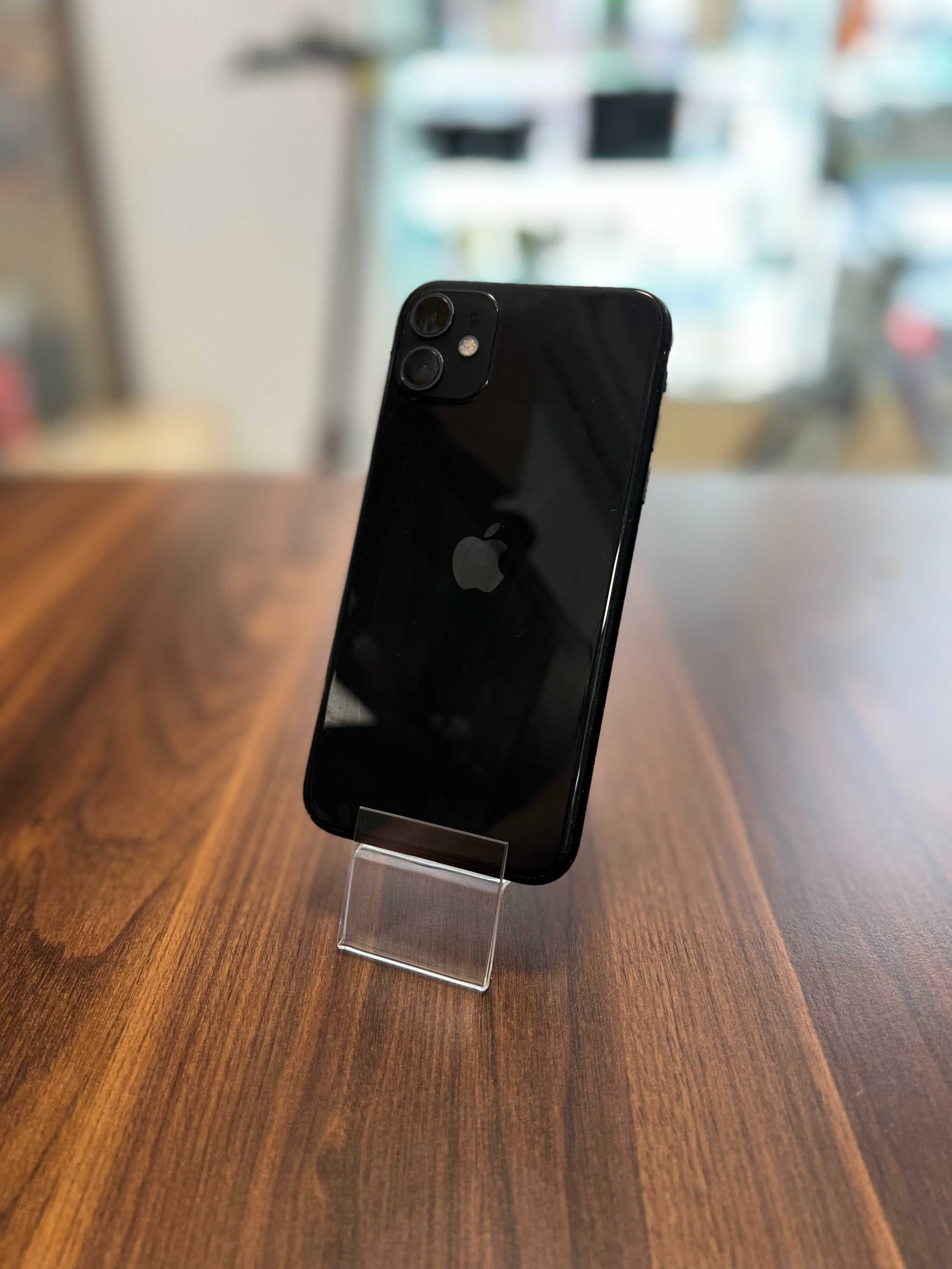 Smartfon Apple iPhone 11  64 GB czarny