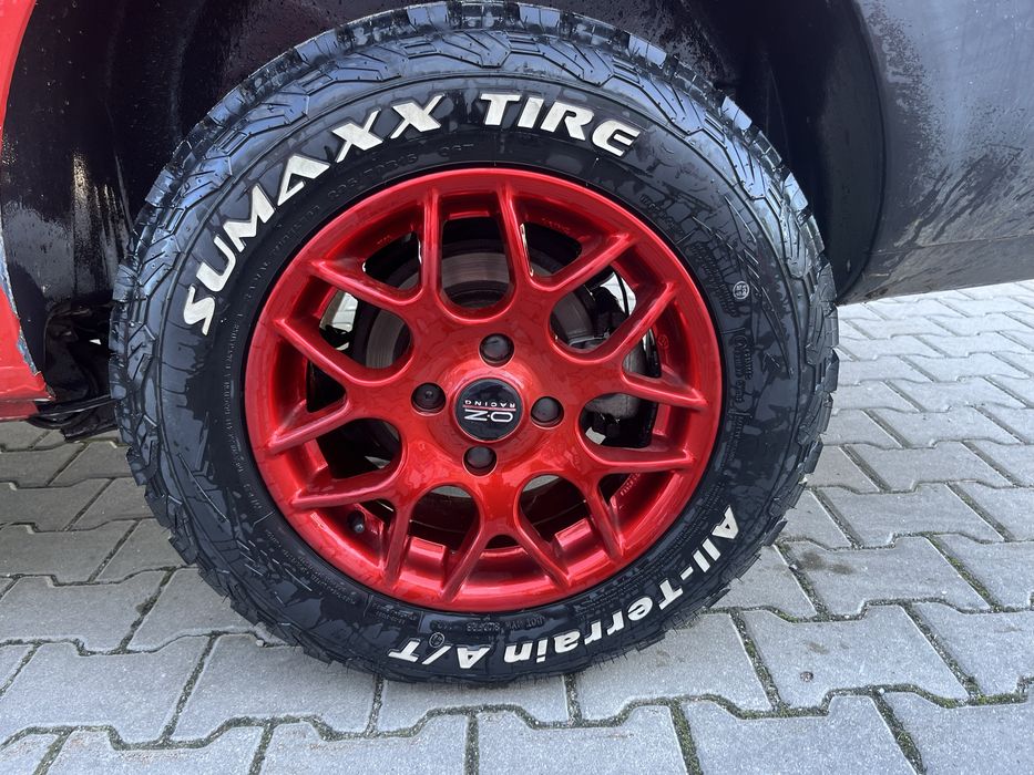 Opony caloroczne 205/70r15 nowe