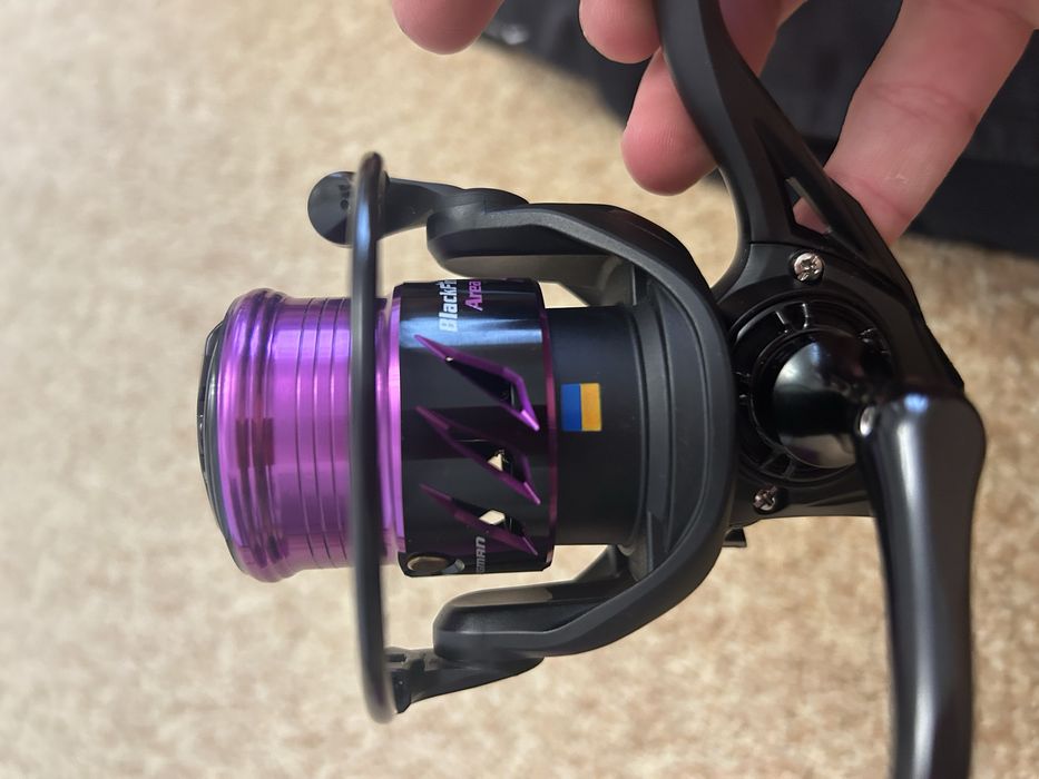 Спінінгова катушка ультралайтова Flagman blackFire area 1000