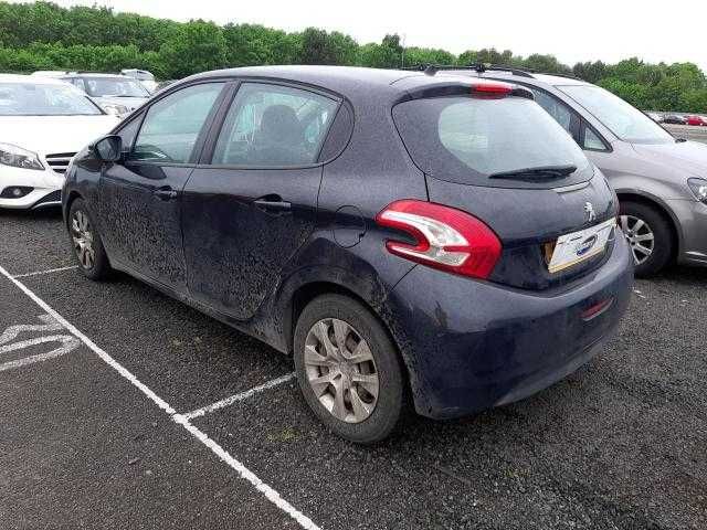 peugeot 208 1,4 hdi anglik