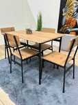 Mesa de madeira e 4 cadeiras - envio grátis