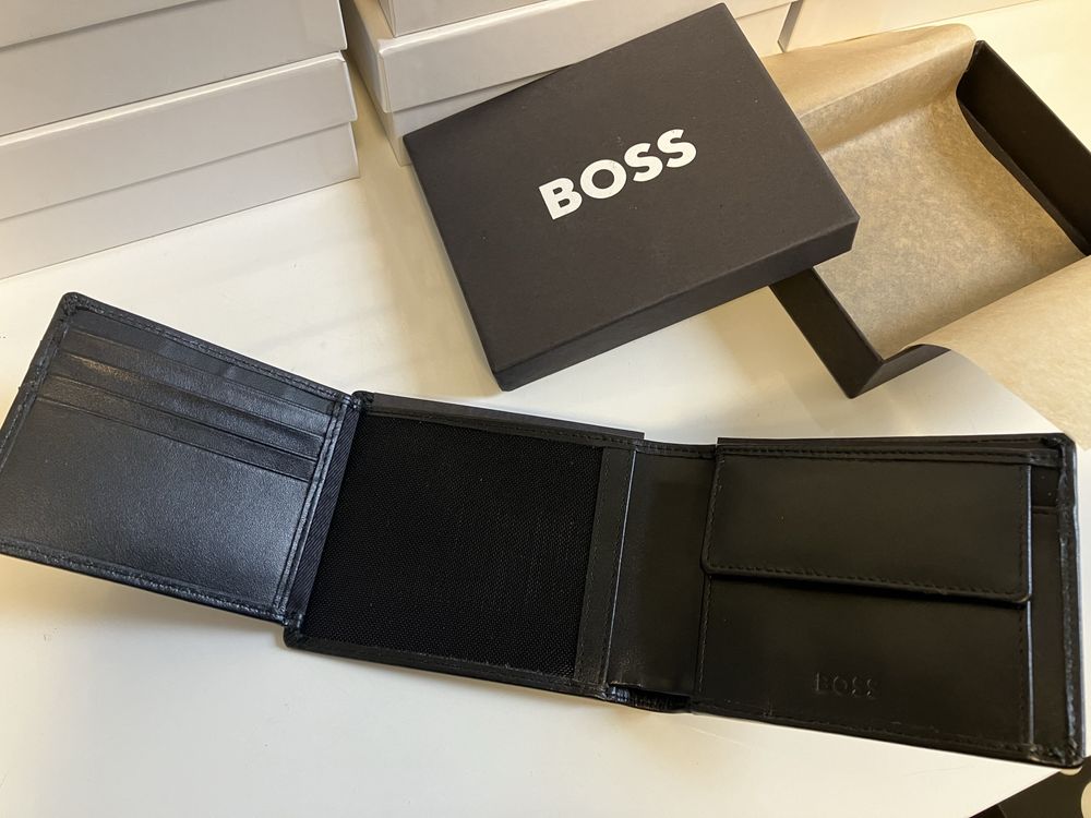 Hugo Boss skorzany duzy portfel nowy w pudelku