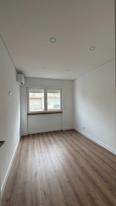 T2 Totalmente Remodelado no Laranjeiro.