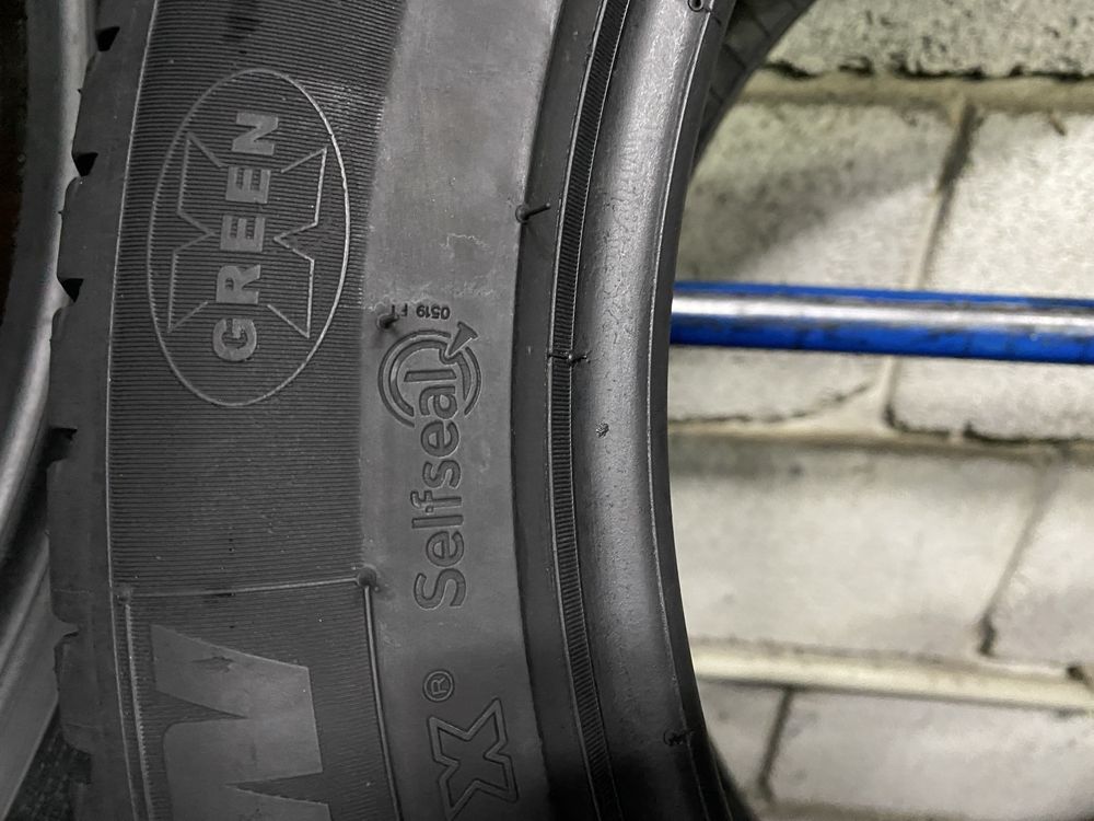 Літні шини 215/50 R17 (91H) MICHELIN