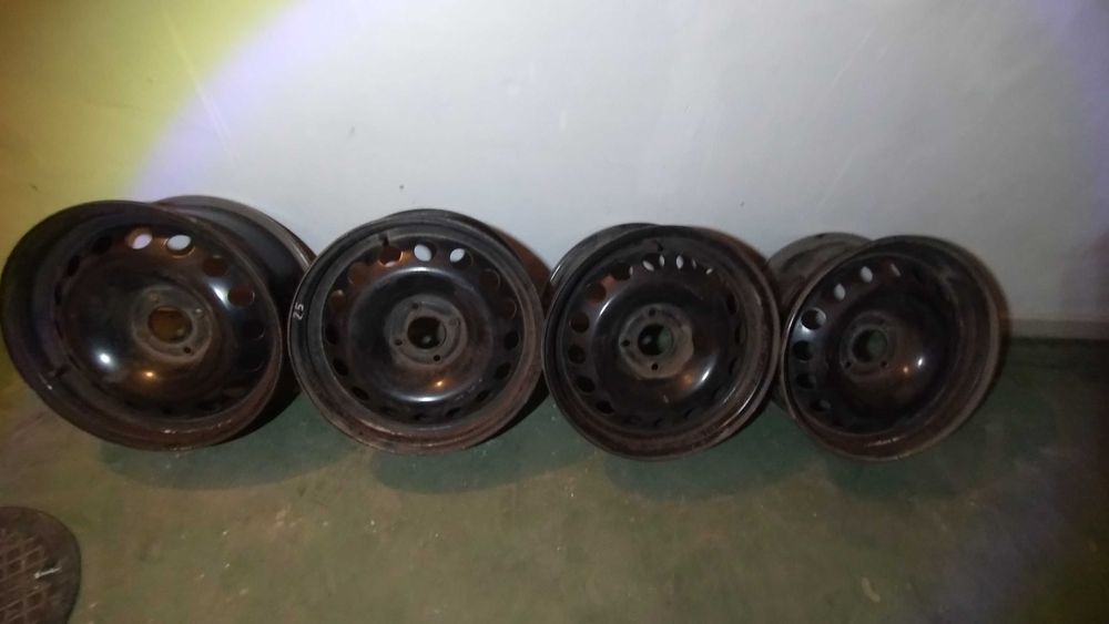 Felgi 16 Citroen Peugeot stalowe 7J 16" ET32 4x108 4szt.