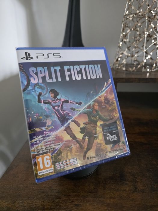 PS5 - Split Fiction novo selado