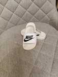 Сандали.  Nike .