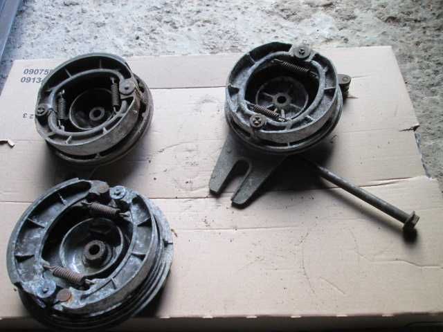 Cubos  e  pratos   efs grande