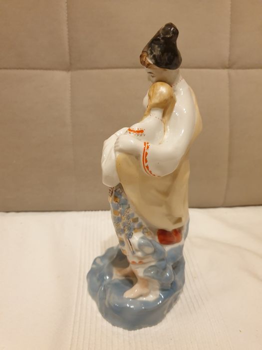 Figurka porcelanowa Noc majowa