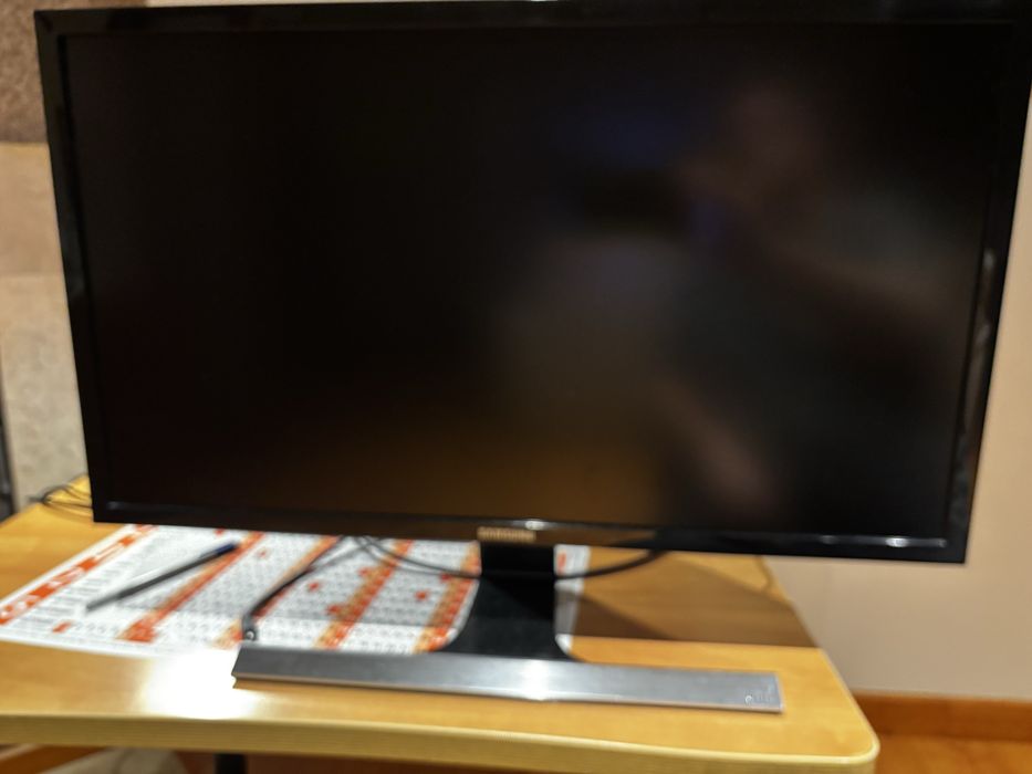 Monitor Samsung 28” 4K