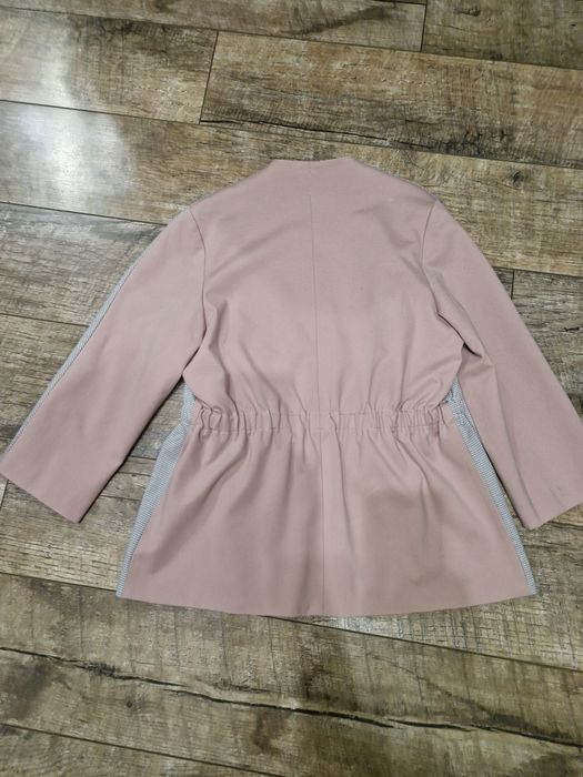 Жіночий костюм з жакетом - кімоно