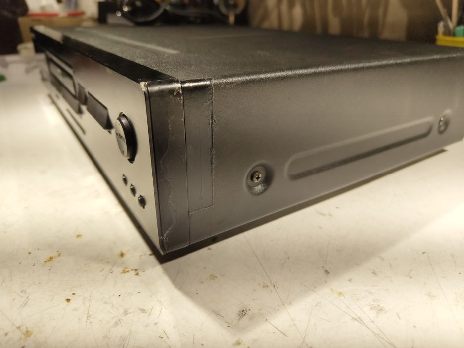 Odtwarzacz CD/DVD ONKYO DV-S535