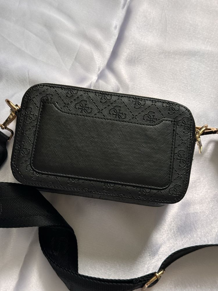Сумка клатч Guess
