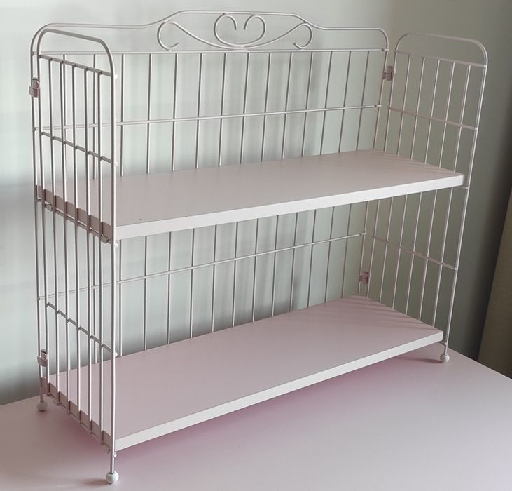 Secretária com estante