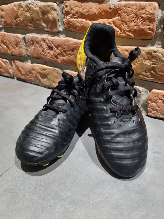 Korki NIKE Tiempo - rozm. 38.