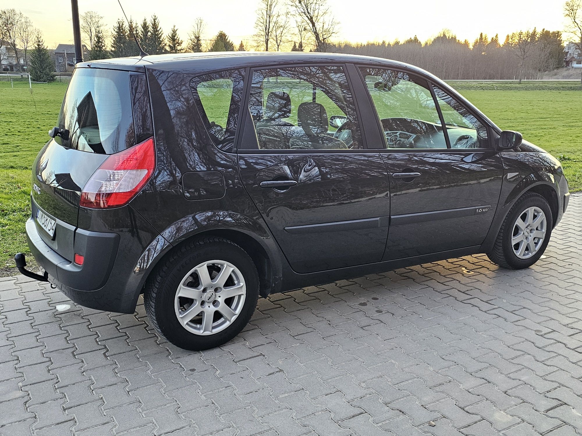 Renault Scenic 1.6 benzyna 2004r