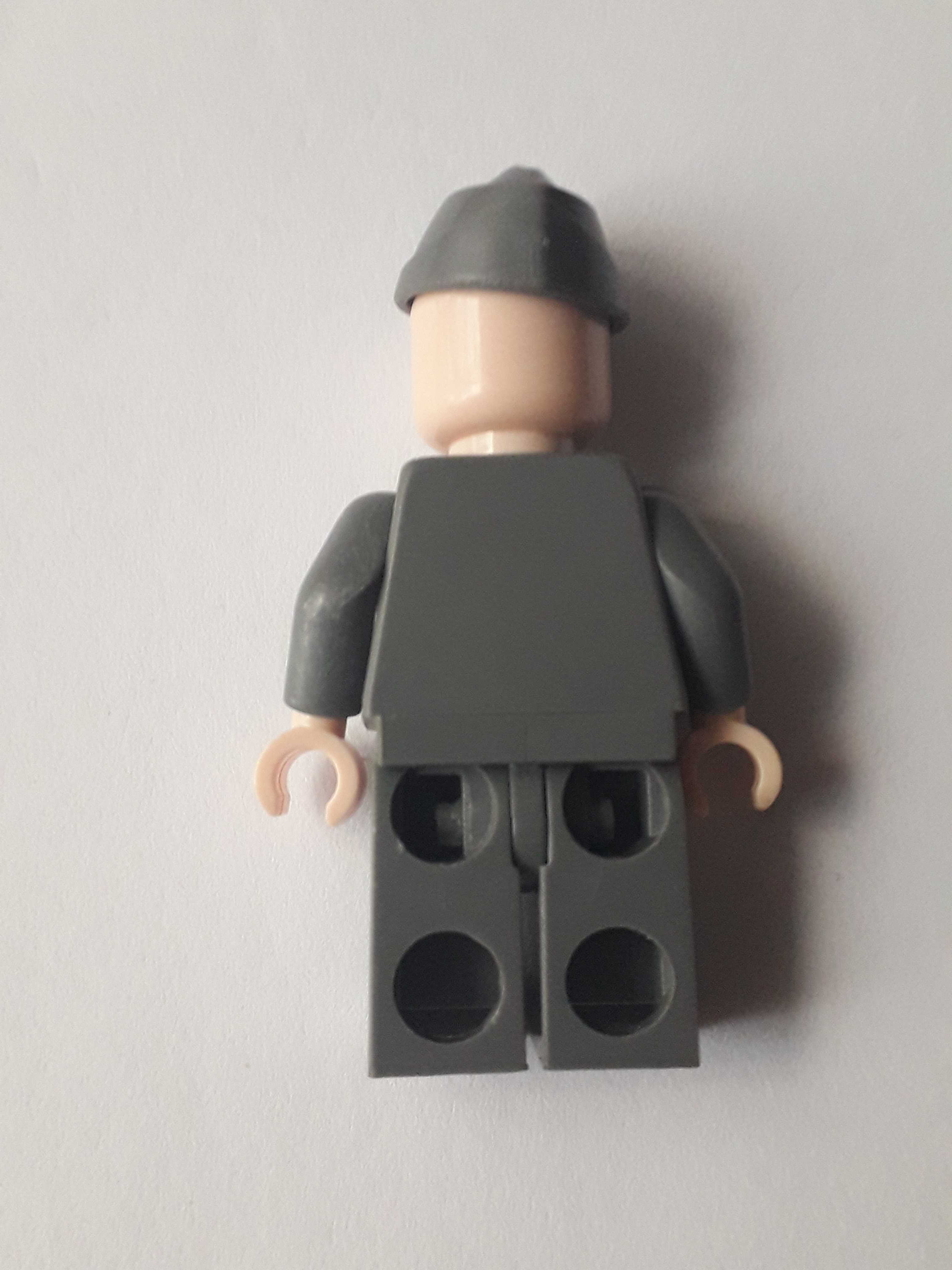 10 Figurek żołnierzy niemieckich plus bronie komp. z Lego