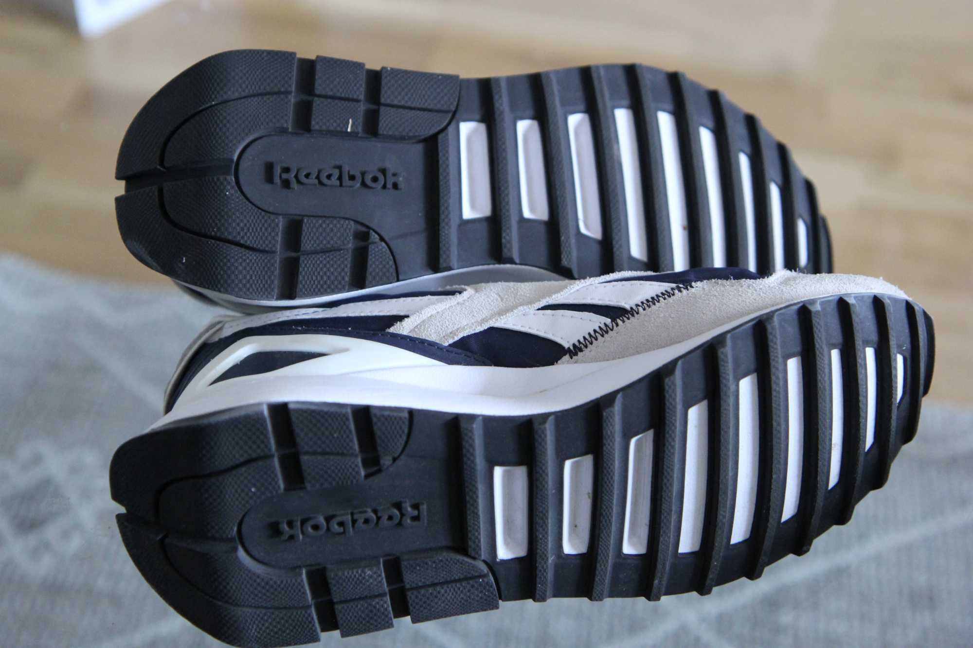 sneakery reebok rozm. 39