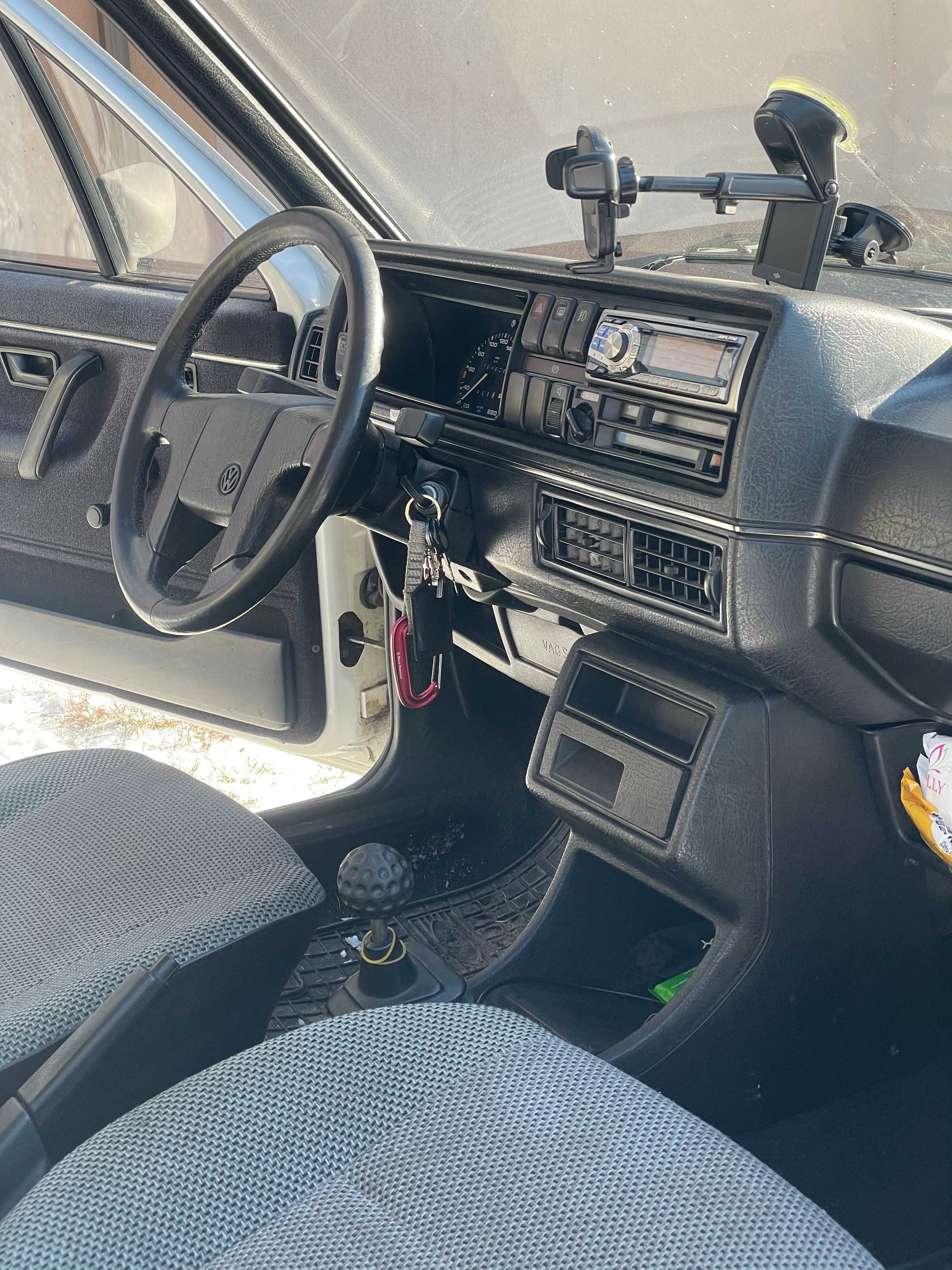 Продам Golf MK2 1985 року випуску.