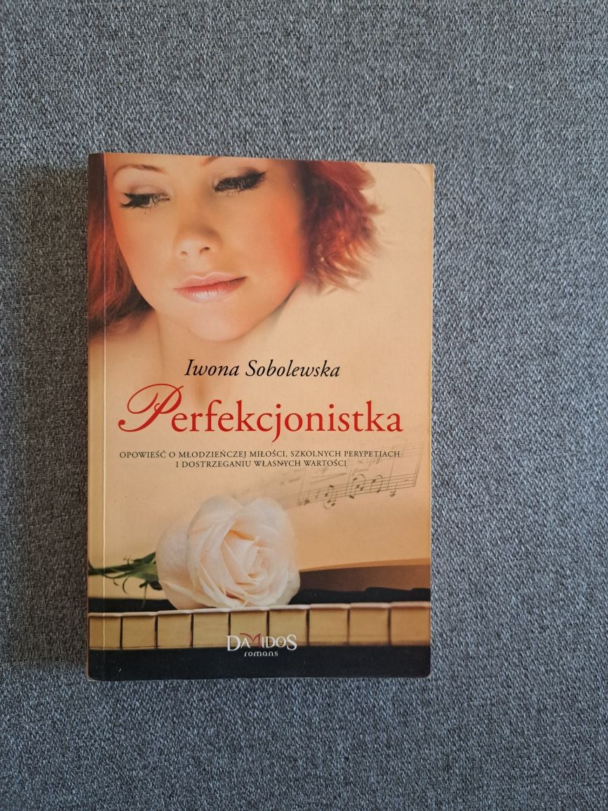 Książka "Perfekcjonistka"