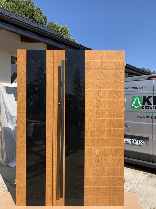 Drzwi zewnętrzne drewniane Dwuskrzydłowe NA każdy wymiar Czarna szyba
