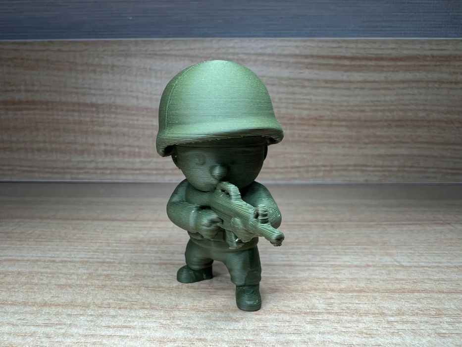 Soldado do Exército Fofo com Espingarda