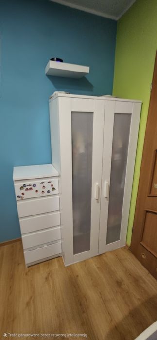 Zestaw mebli do pokoju dzieci.