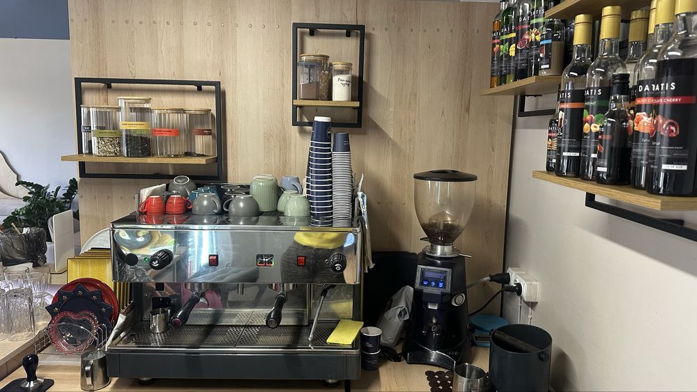 Продам готовий Бізнес Кавʼярню в хорошому районі