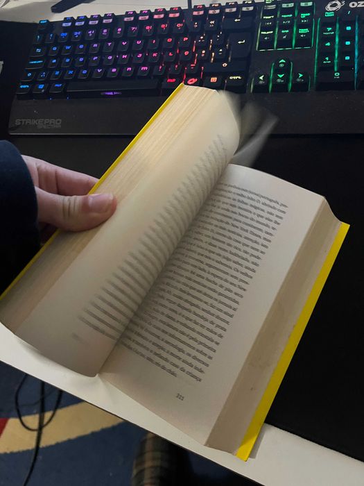 Livro "O ano da morte de Ricardo Reis" de José Saramago