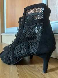 Туфлі для танців хілс heels