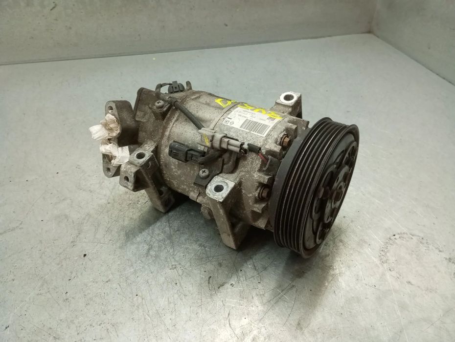 Compressor AC RENAULT Captur (J5_)