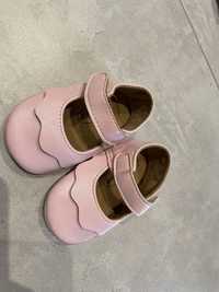 Продам рожеві пінетки туфельки для дівчинки