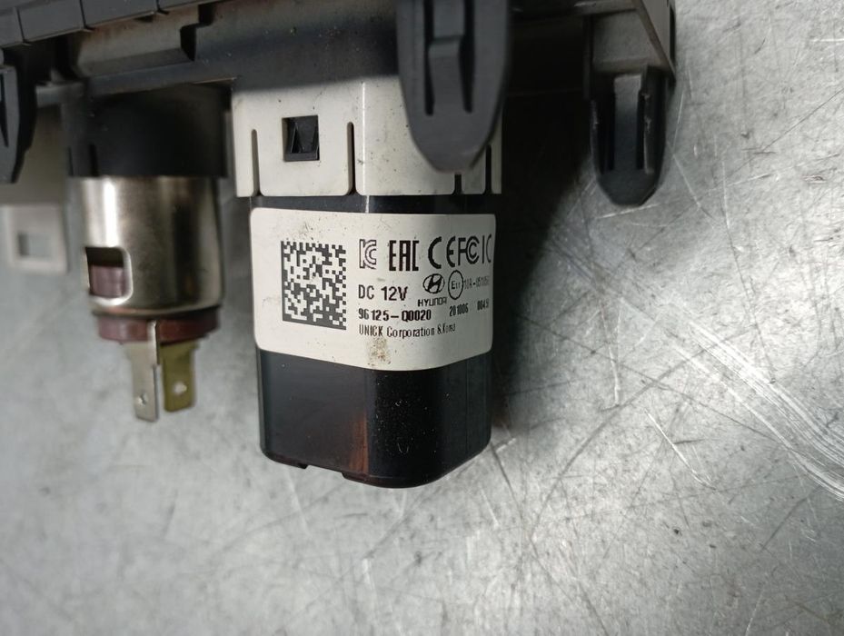 Módulo USB / AUX / IPOD HYUNDAI i20 (BC3, BI3)