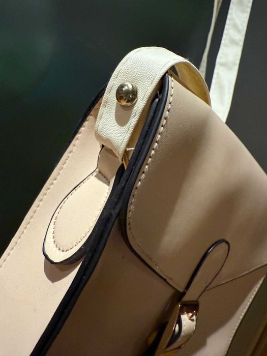 Beżowa torebka na ramię, listonoszka, ekoskóra, nowa