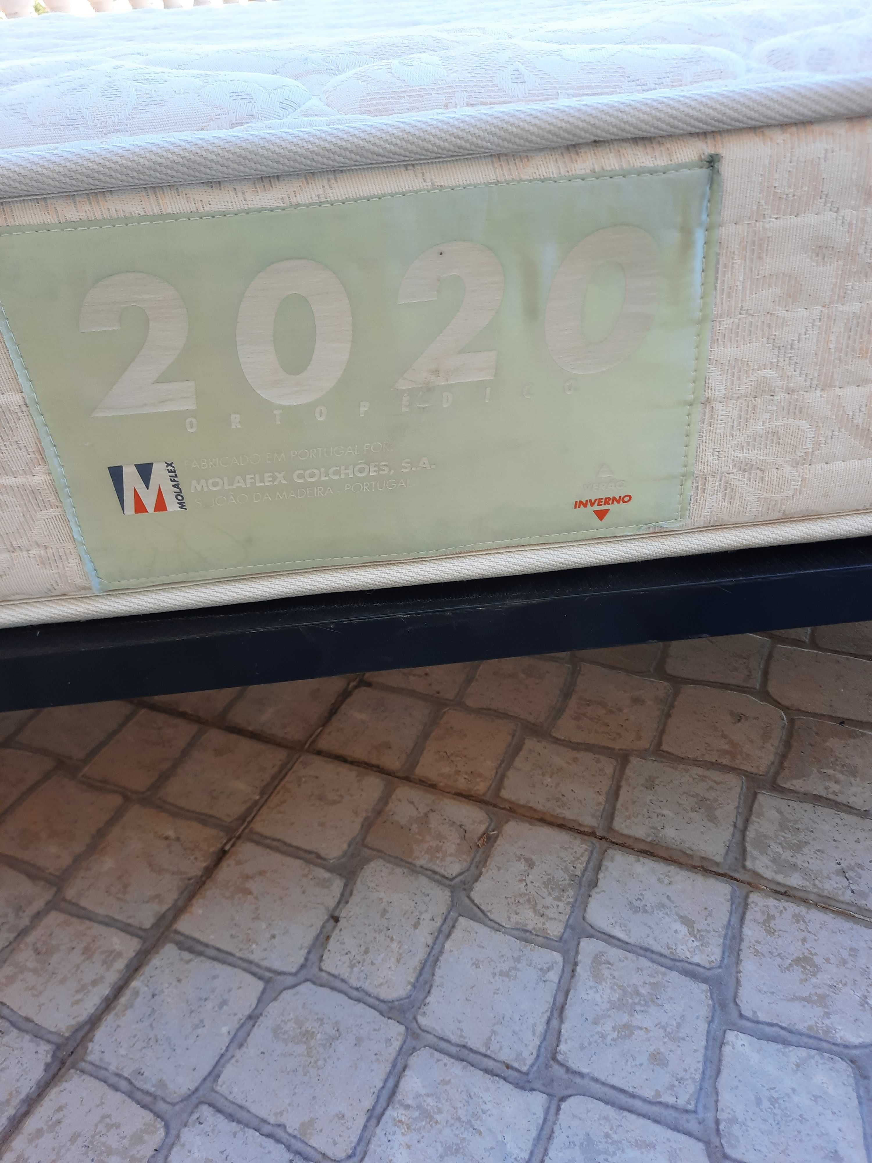 Colchão Molaflex e estrado