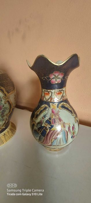 Jarroes muito antigos