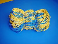 Сетка мини-футбольная \ гандбольная \  3 . 5 мм   .