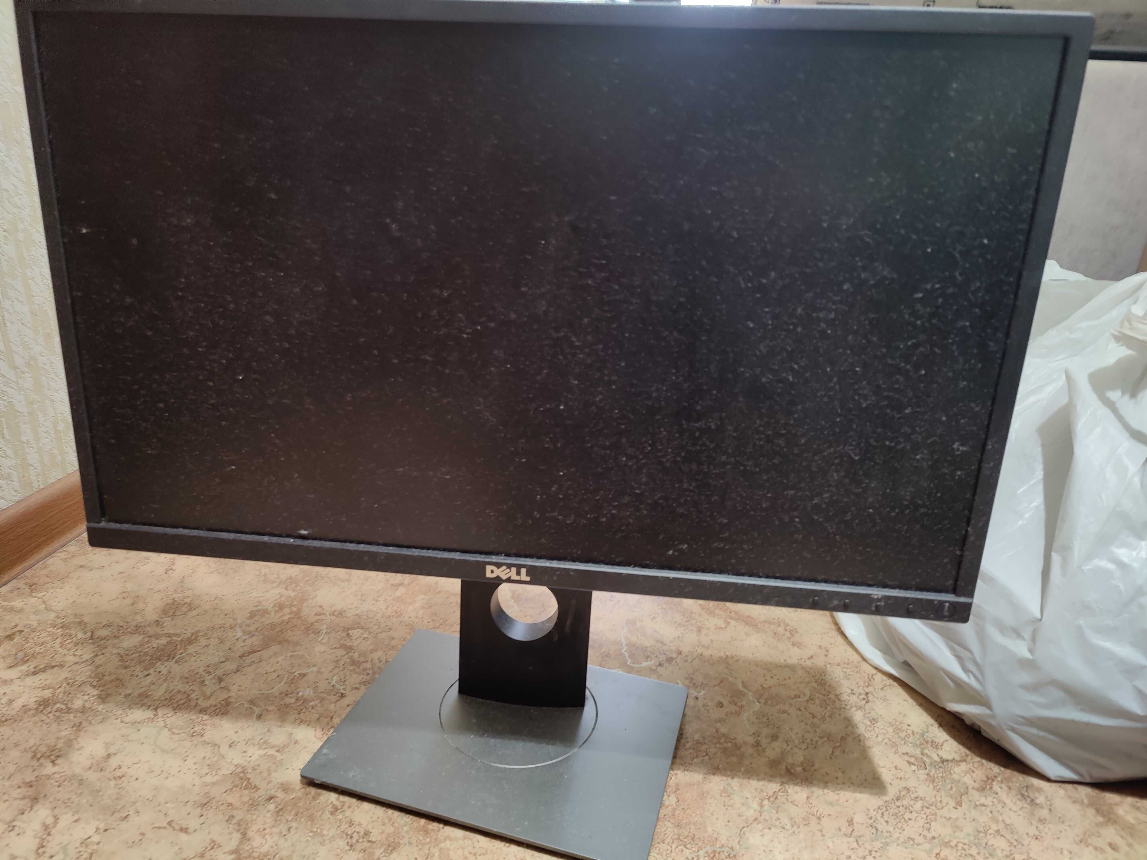 Монитор 23.8" Dell P2417H черный в отличном состоянии