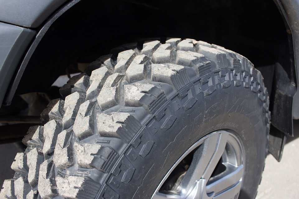 265/70 R17 Грязьові, всесезонні MT шини Maxxis Bighorn  265/70/17